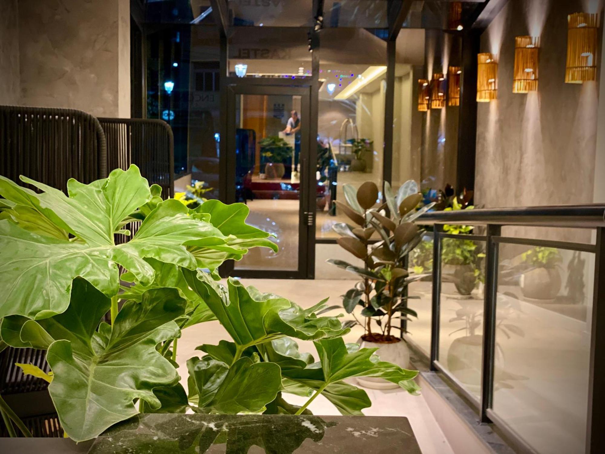 ホテル Kastel Petropolis エクステリア 写真